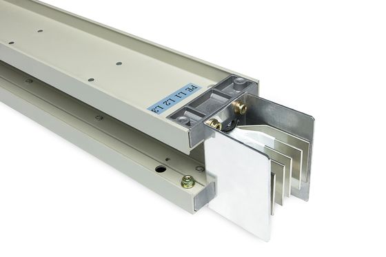 Алюминиевая система Busway низшего напряжения проводника 400V 6300A 50Hz IP54 для жилых &amp; коммерчески здания/центра данных